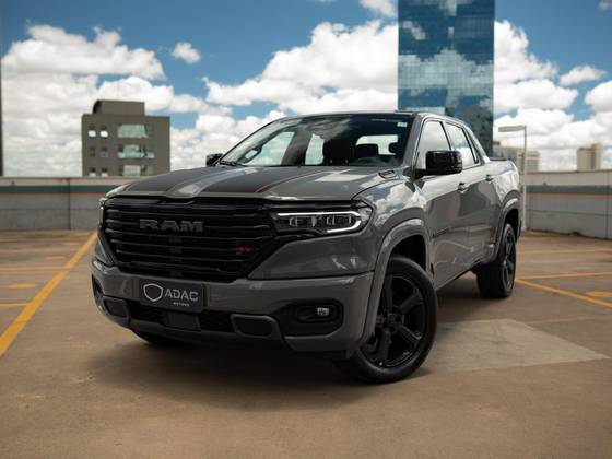 RAM RAMPAGE 2.0 HURRICANE 4 TURBO GASOLINA R/T 4X4 AUTOMÁTICO